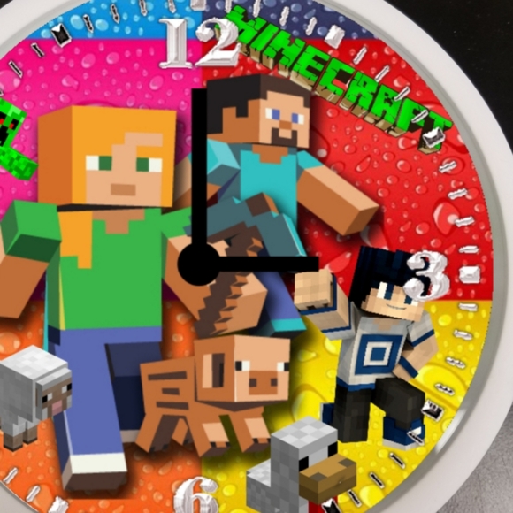 COPY - Minecraft clock with led lights - Picture 2 of 3